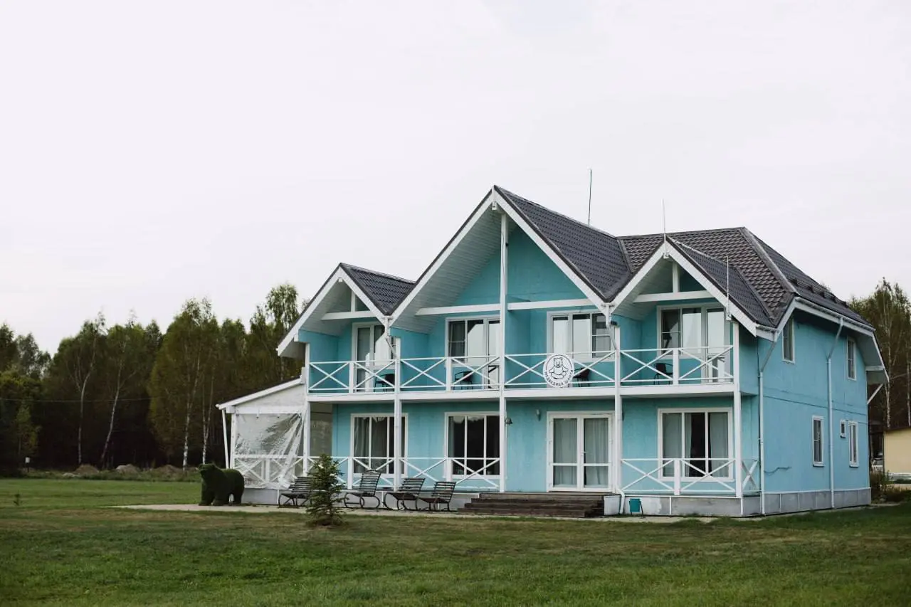 Осенний уикенд в Тверской области: семейное приключение (медведица Шанти)