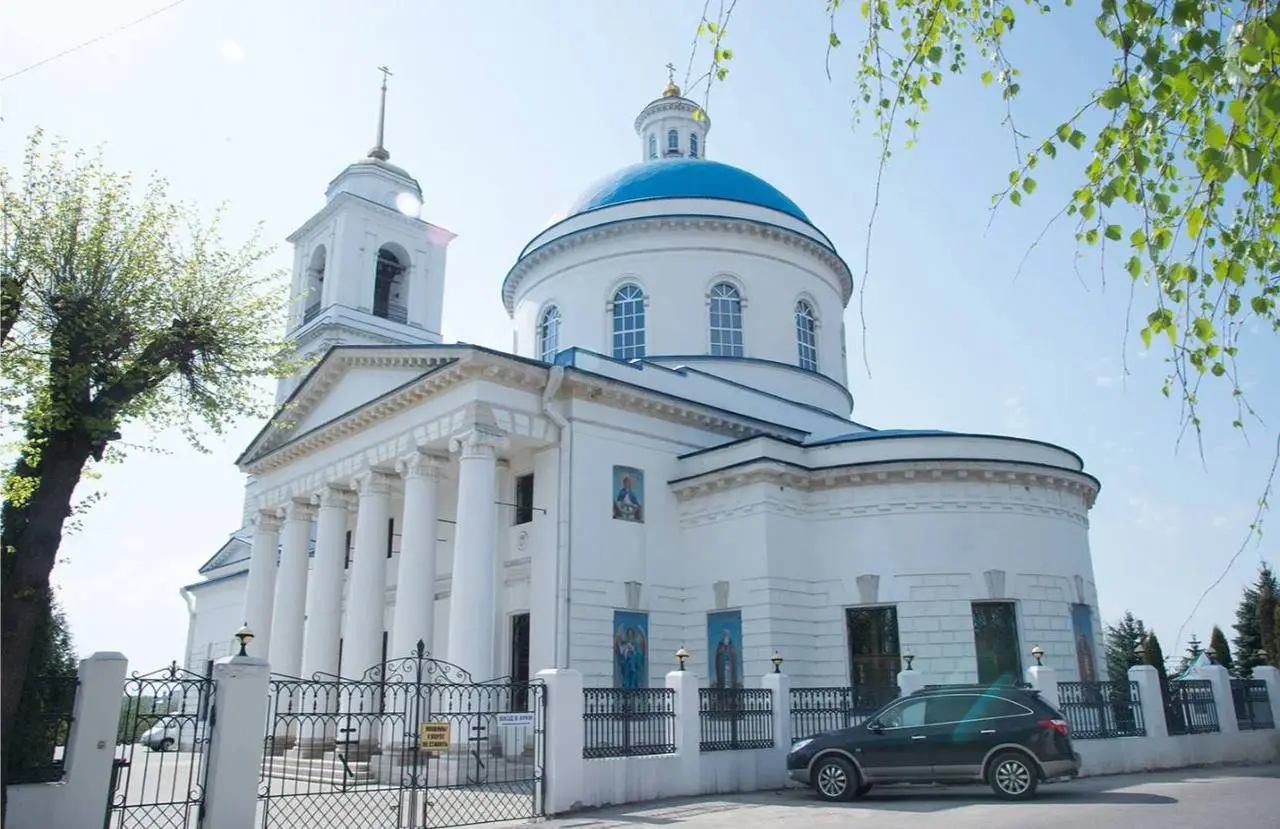 Поездка в Серпухов с посещением монастырей и храмов 11 октября