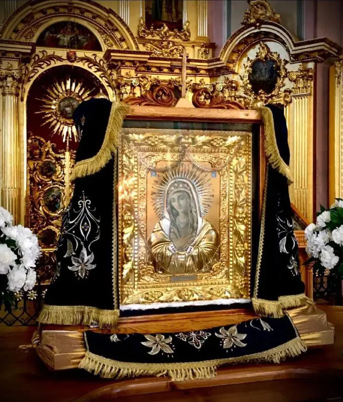 Чудотворный образ в храме