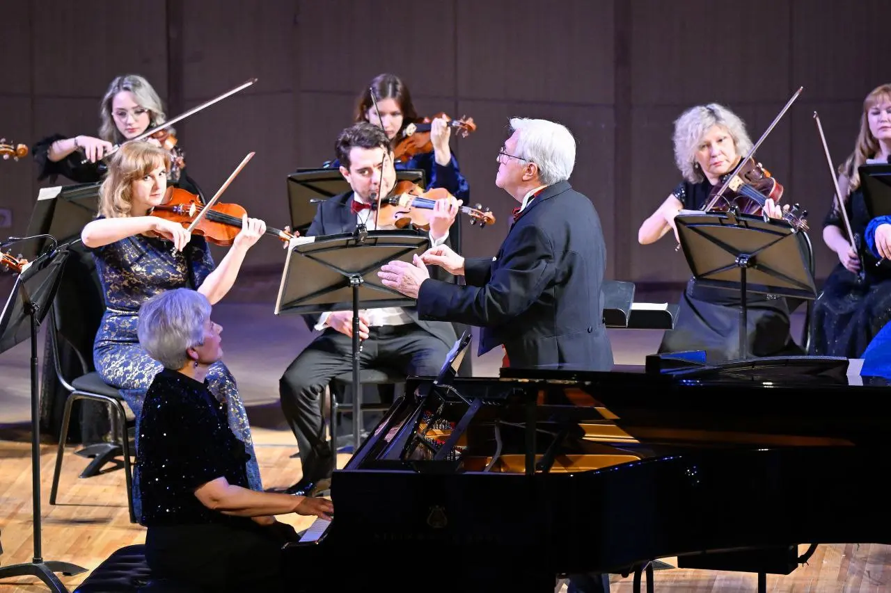Новогодний концерт Красноярского камерного оркестра