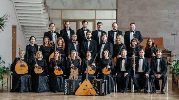 Русский стиль: концерт Ульяновского государственного оркестра русских народных инструментов