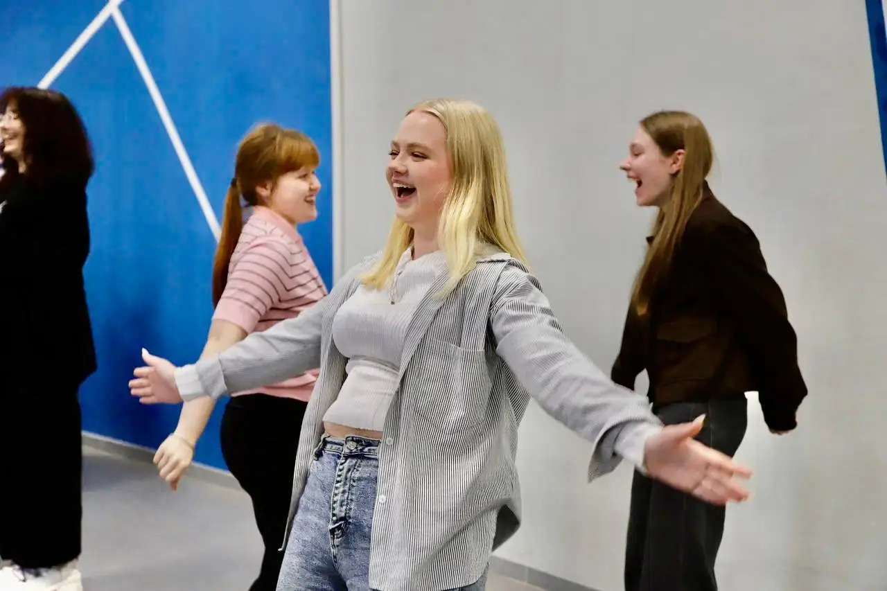 Страницы: открытие театрального сезона в ТК21