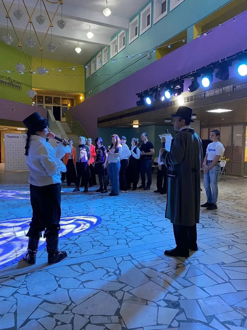 Маскарад в Воскресный вечер во Дворце Восточный