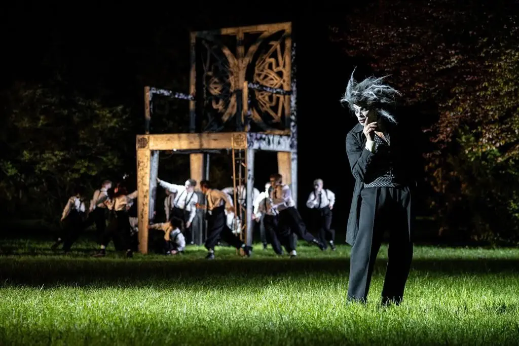 Эгон Шиле. Автопортрет