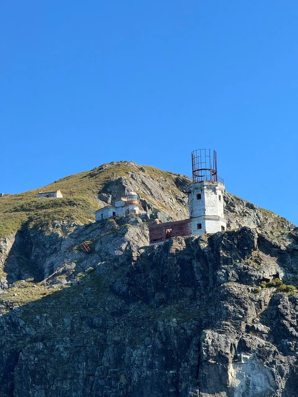 Фотосет о том, как ощущается октябрь на острове Аскольд