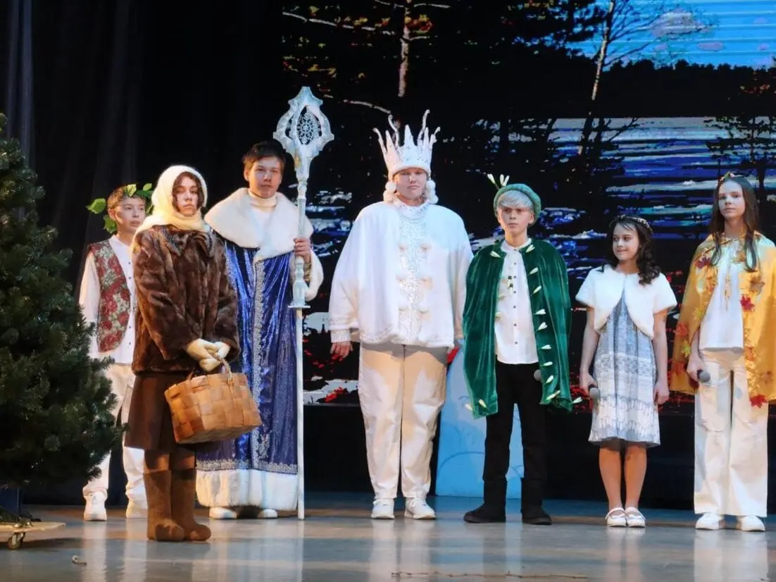 инклюзивный спектакль «12 месяцев»