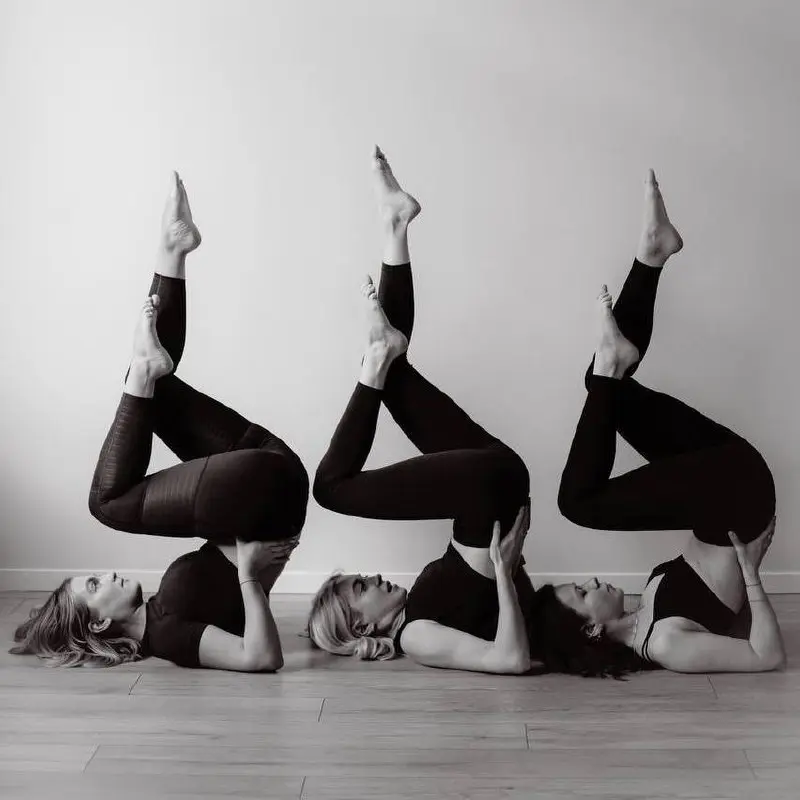 Йоги и йогатерапия с Анастасией Обуховой