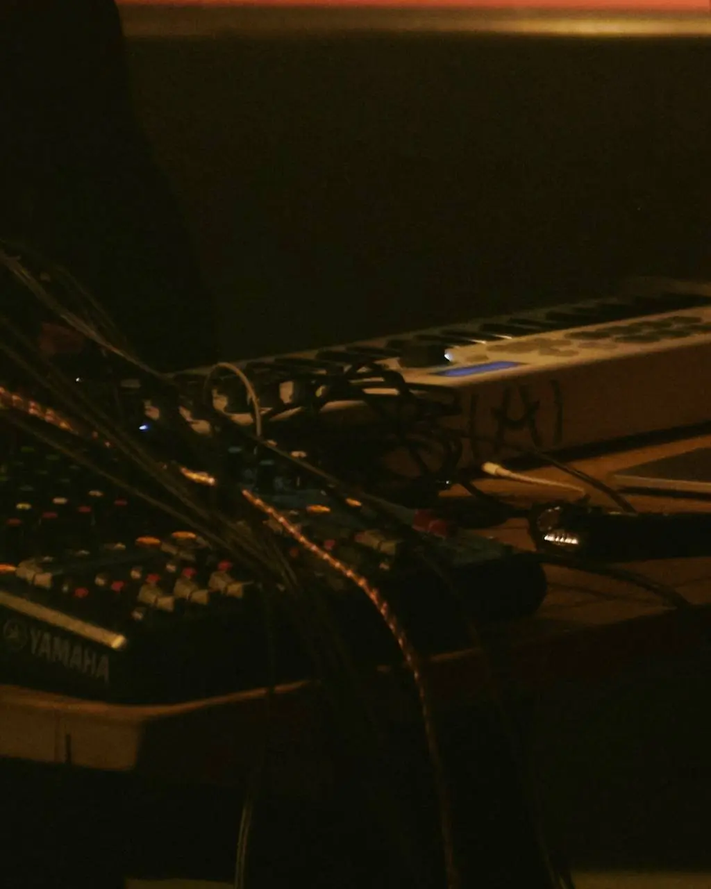 Авторский концерт электронной музыки в жанре ambient