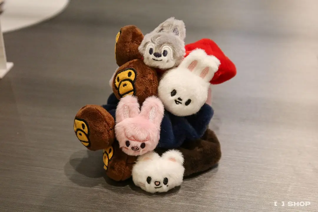 STRAY KIDS x A BATHING APE