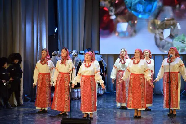 Гала-концерт Областного фестиваля национальных культур "Соцветие дружное Урала"