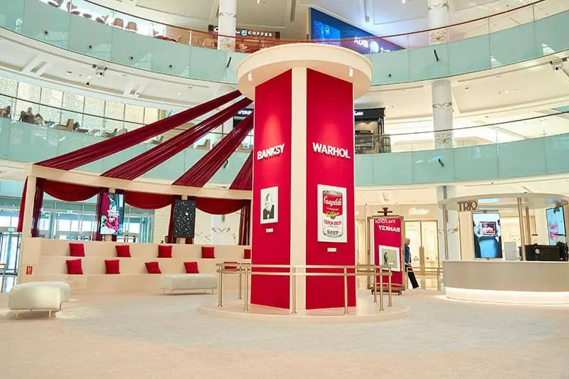 Шедевры Пикассо, Дали и Уорхола бесплатно в Dubai Mall