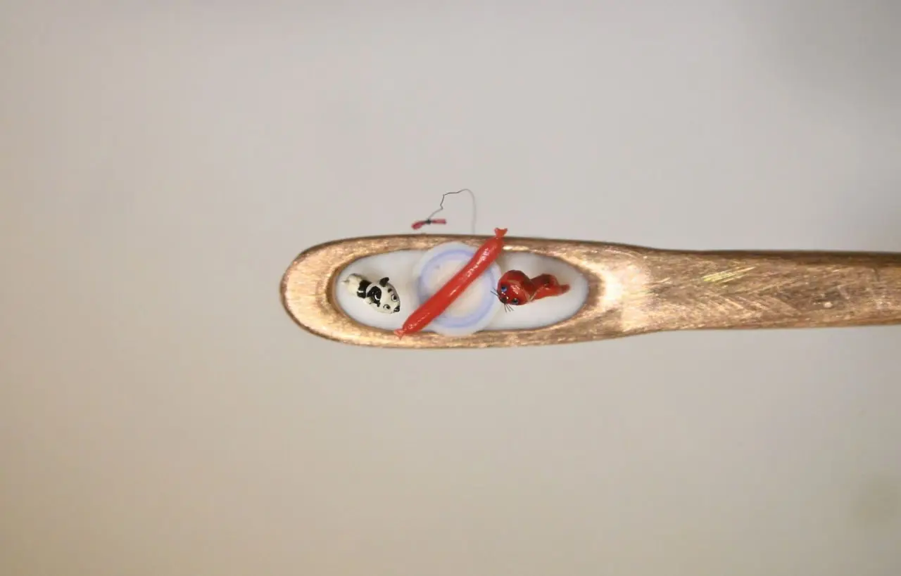 Выставка Анискина «Гав и Шарик» (миниатюры котенка и щенка)