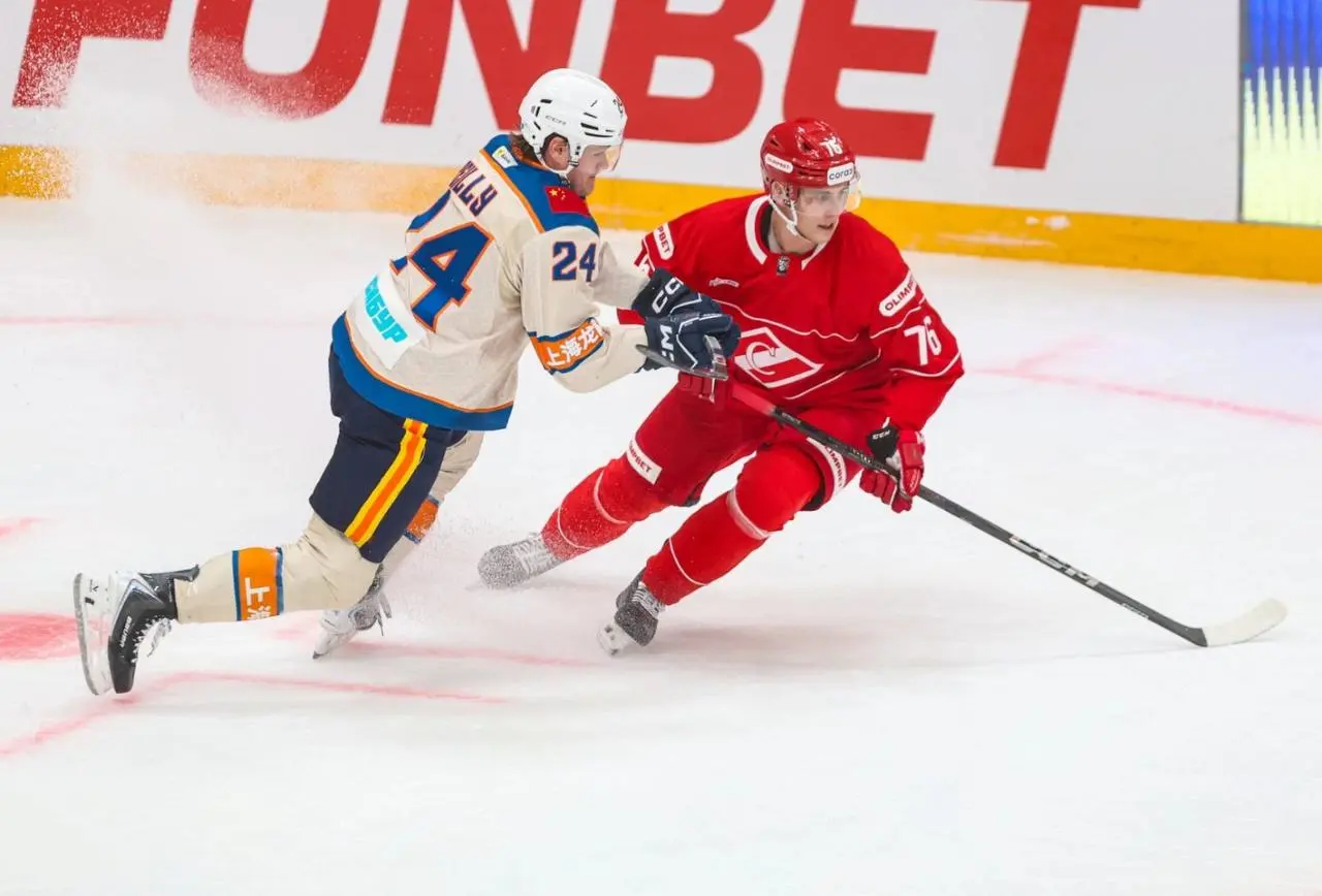 Хоккей: Спартак - Шанхай Дрэгонс