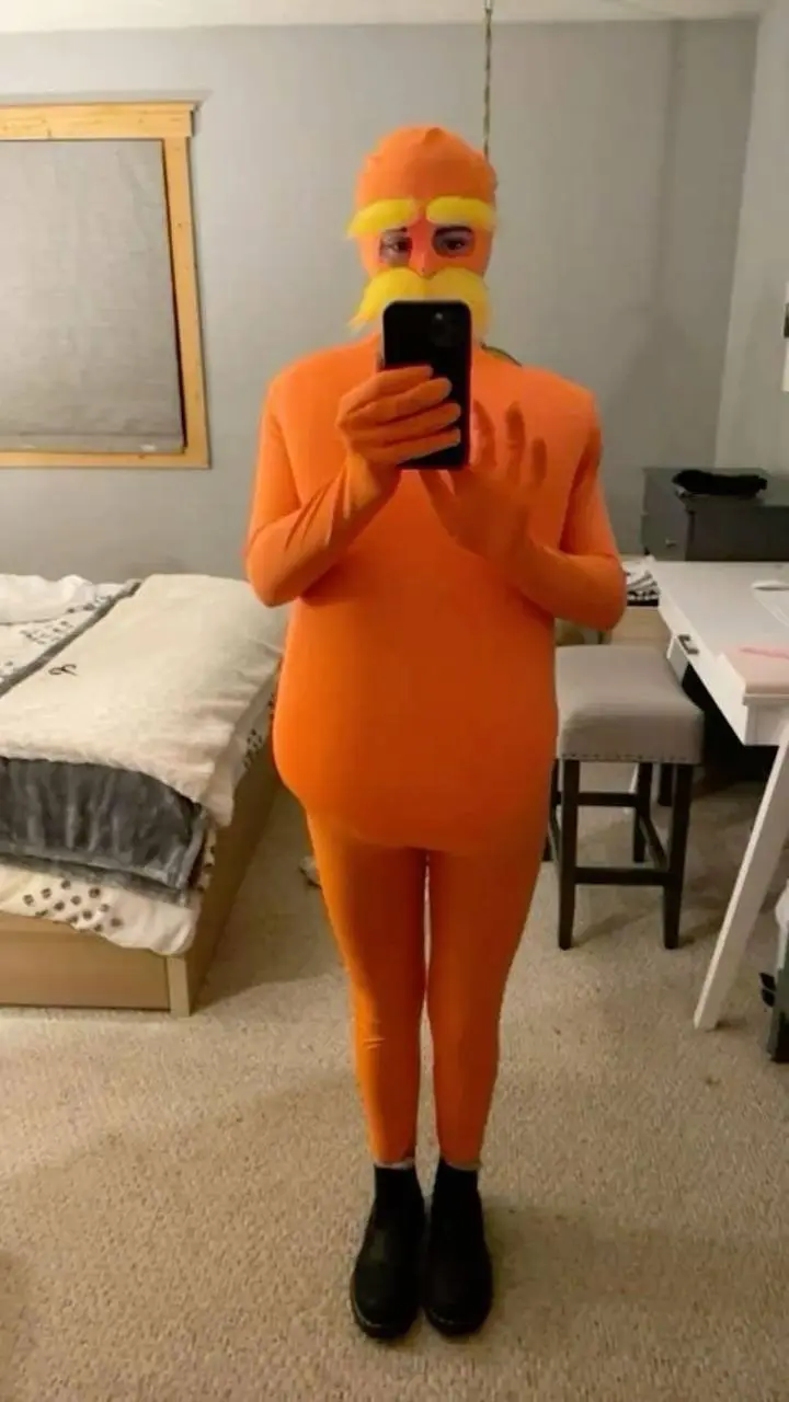 помогите выбрать костюм на хеллоуин 01.11