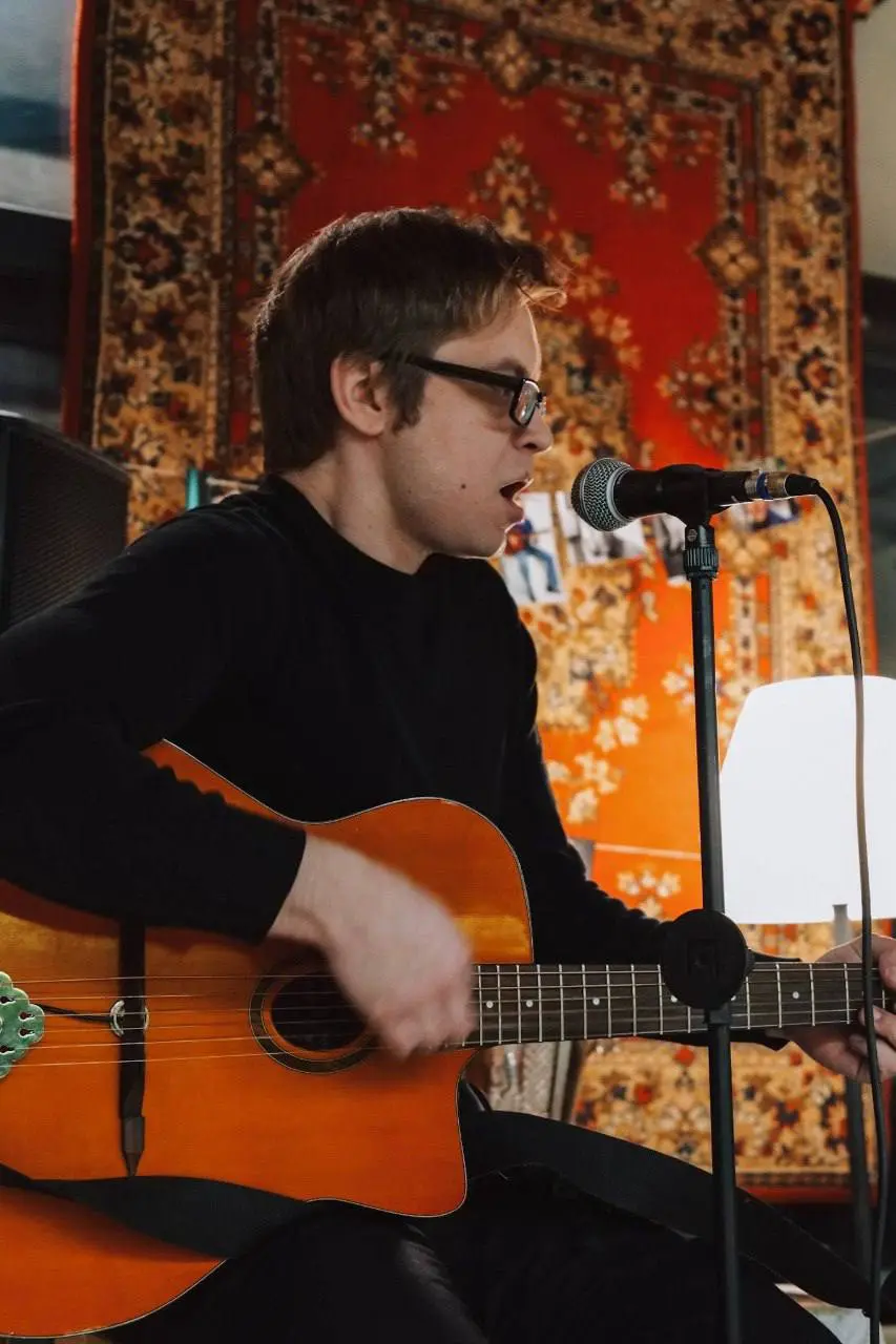 Акустический квартирник в ресторане Ботаника (посвящённый творчеству Владимира Высоцкого и Виктора Цоя)