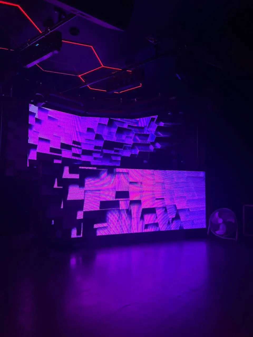 Конкурс репостов и сбор аудитории в клубе