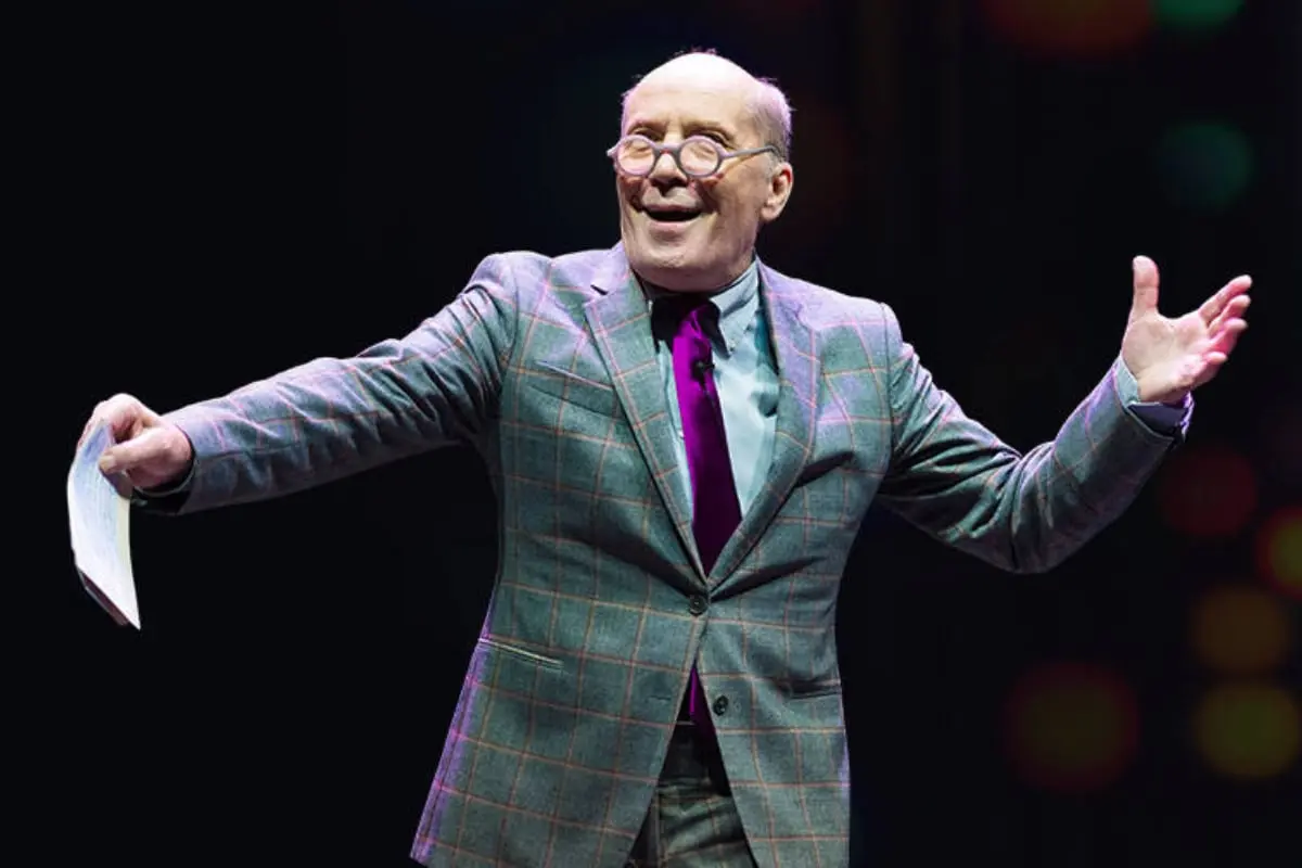 Александр Филиппенко в Вильнюсе: «Где выход? Где дорога?»