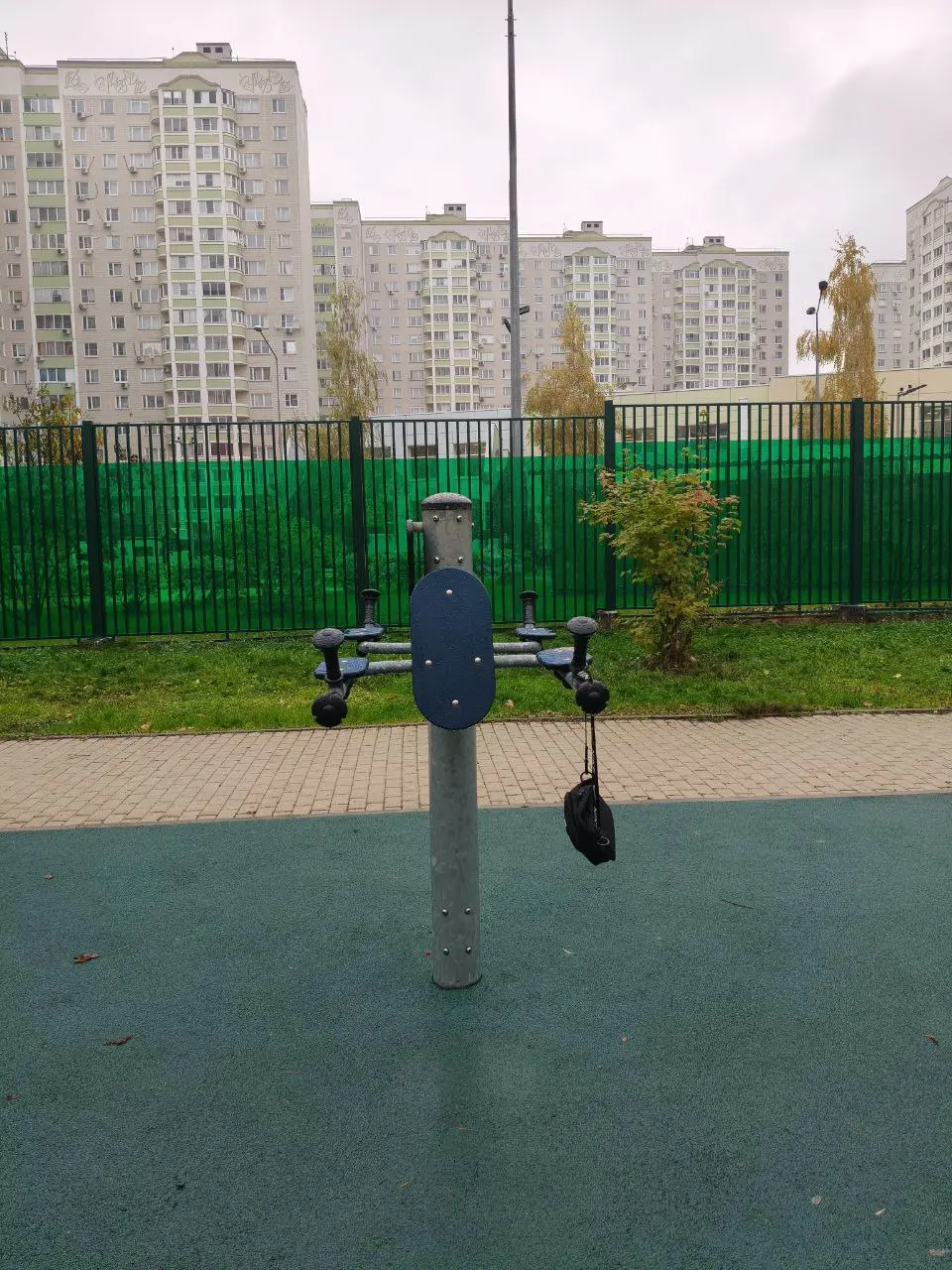 На спорт площадке Бианки 3