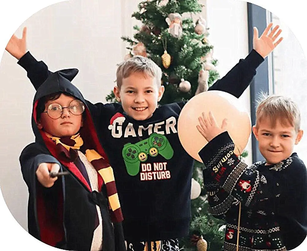 НОВОГОДНЕЕ ПРИКЛЮЧЕНИЕ: НОВОГОДНИЕ ТРАДИЦИИ