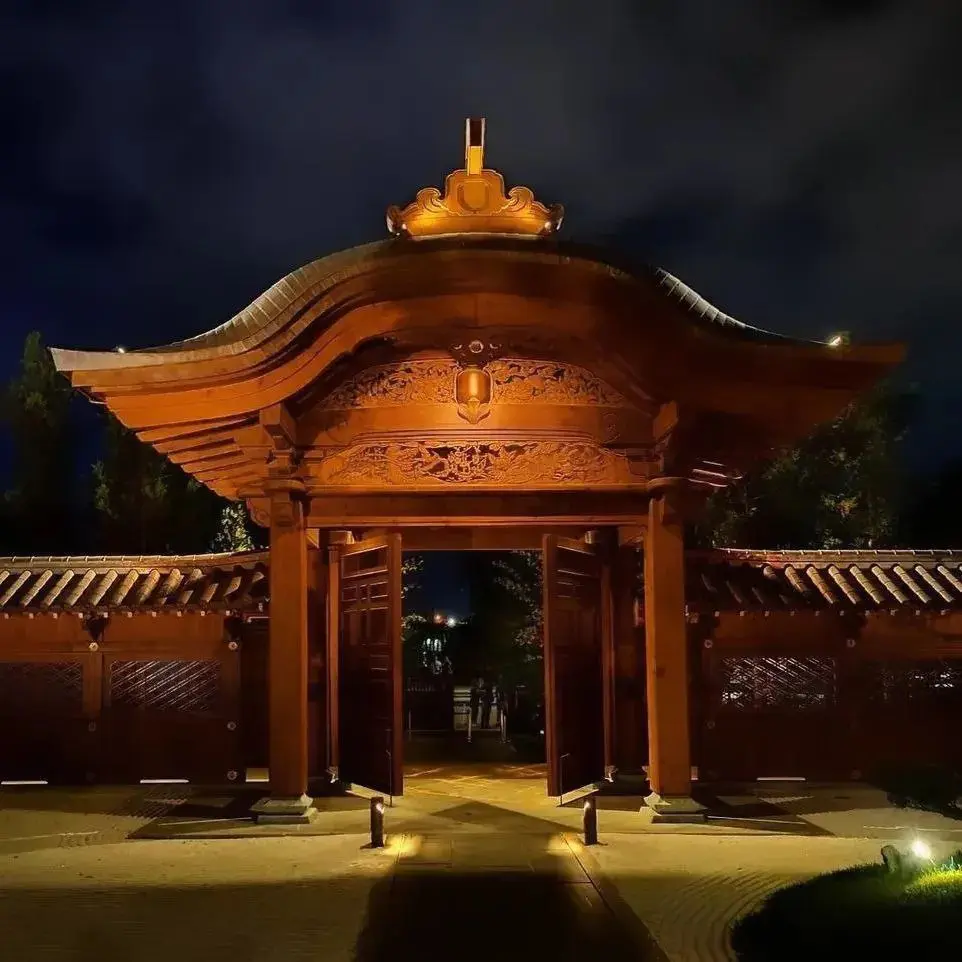 Ночная сказка в Японском саду