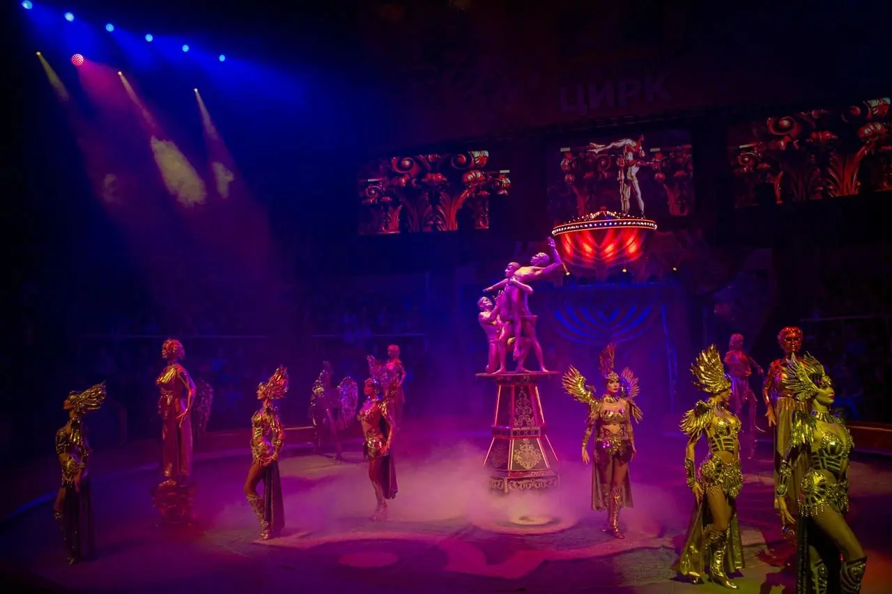 Золотой сезон премьер в цирках новых регионов