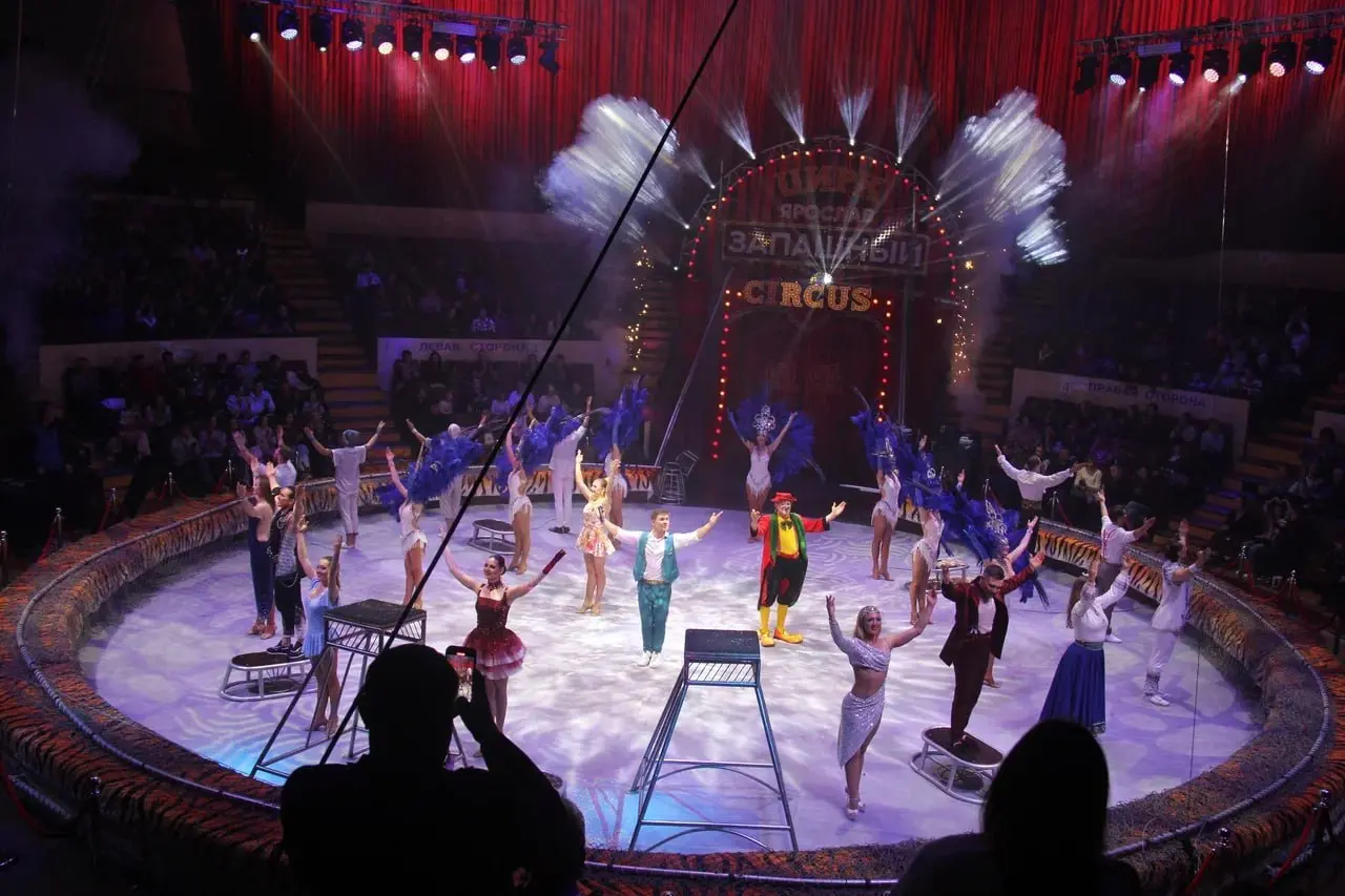 Золотой сезон премьер в цирках новых регионов