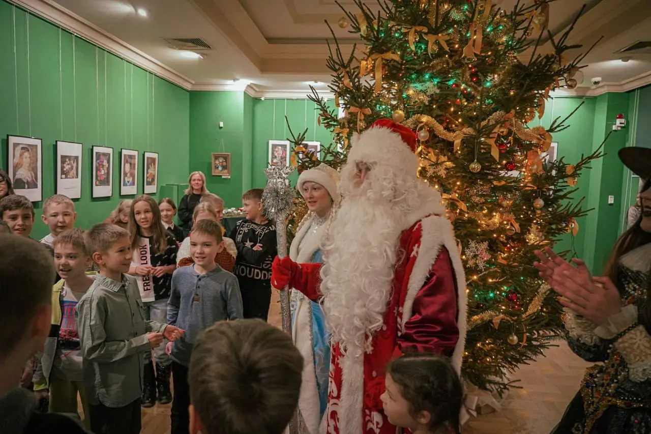 Новогоднее детективное приключение и большая праздничная программа «Юсуповы. Роскошь сквозь века»