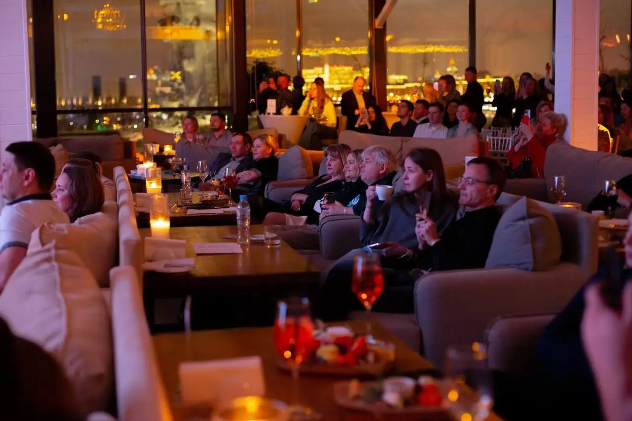 ХЭЛЛОУИН НА НОВОЙ КРЫШЕ