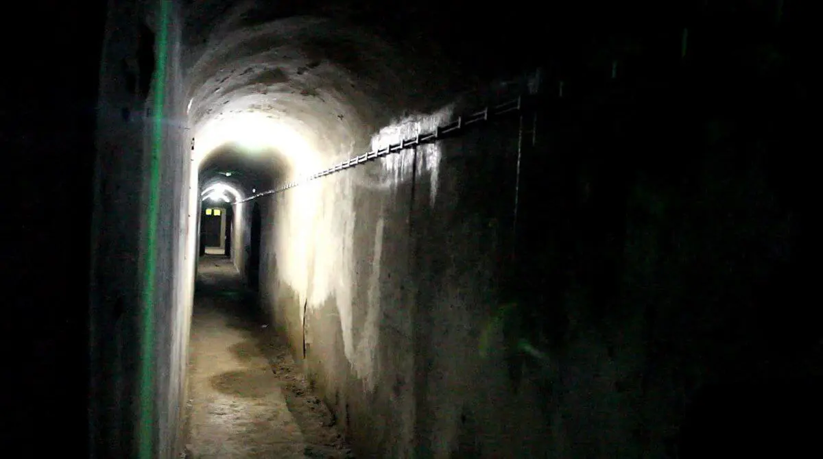 Новинка 9.11! Осень в окрестностях Лозницы (река Дрина, озера, горы, подземный город, этно-село)