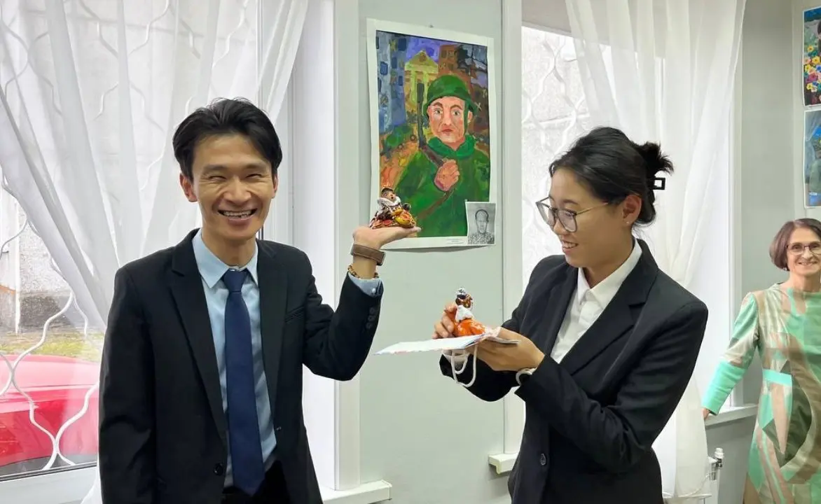 Выставка-презентация продукции предприятий китайских гостей в ДК «Металлург»