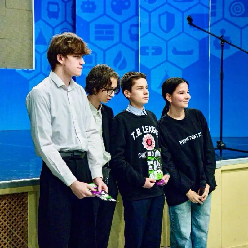 Вторая лекция об ИИ в Альметьевске: открываем секреты мышления нейросетей!