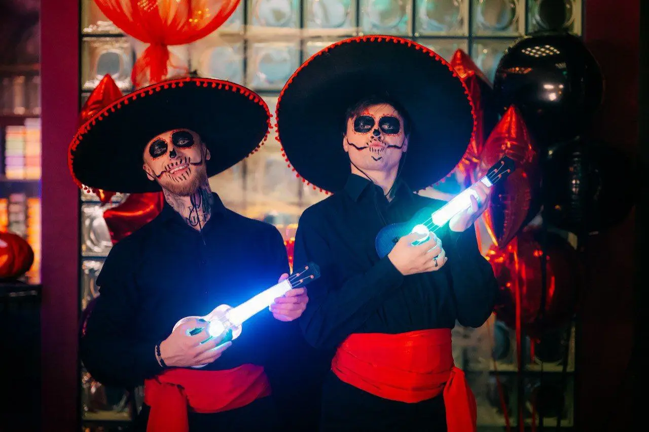 Halloween в танцевальном баре Matreshka