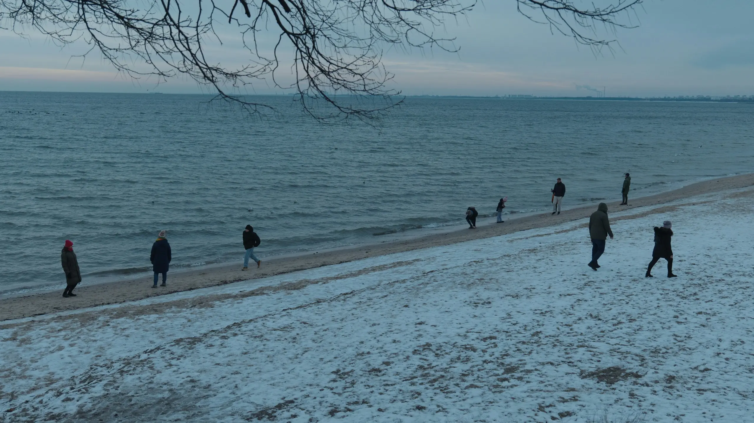 В Сочи откроют 30 зимних пляжей