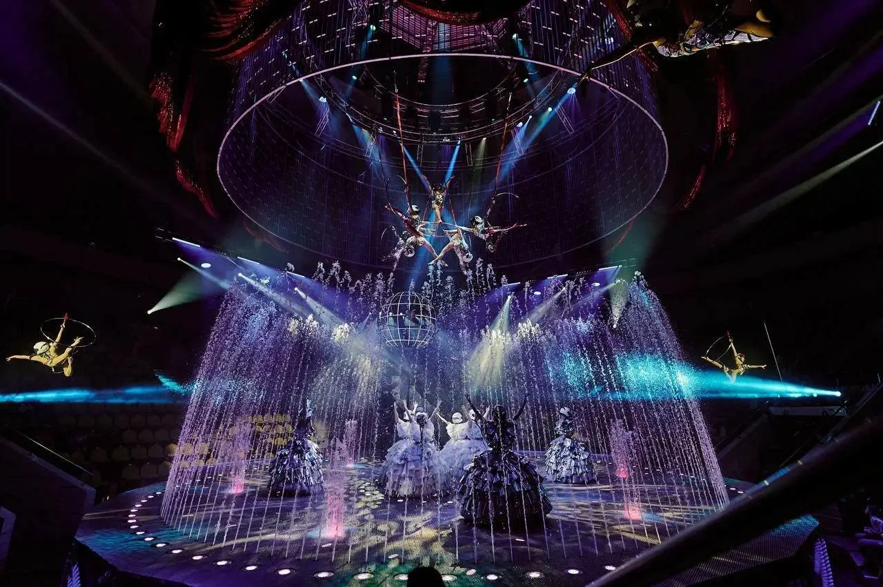 ЦИРК ВЛАДА ГОНЧАРОВА В САМАРЕ: гастроли шоу фонтанов «Принц цирка»