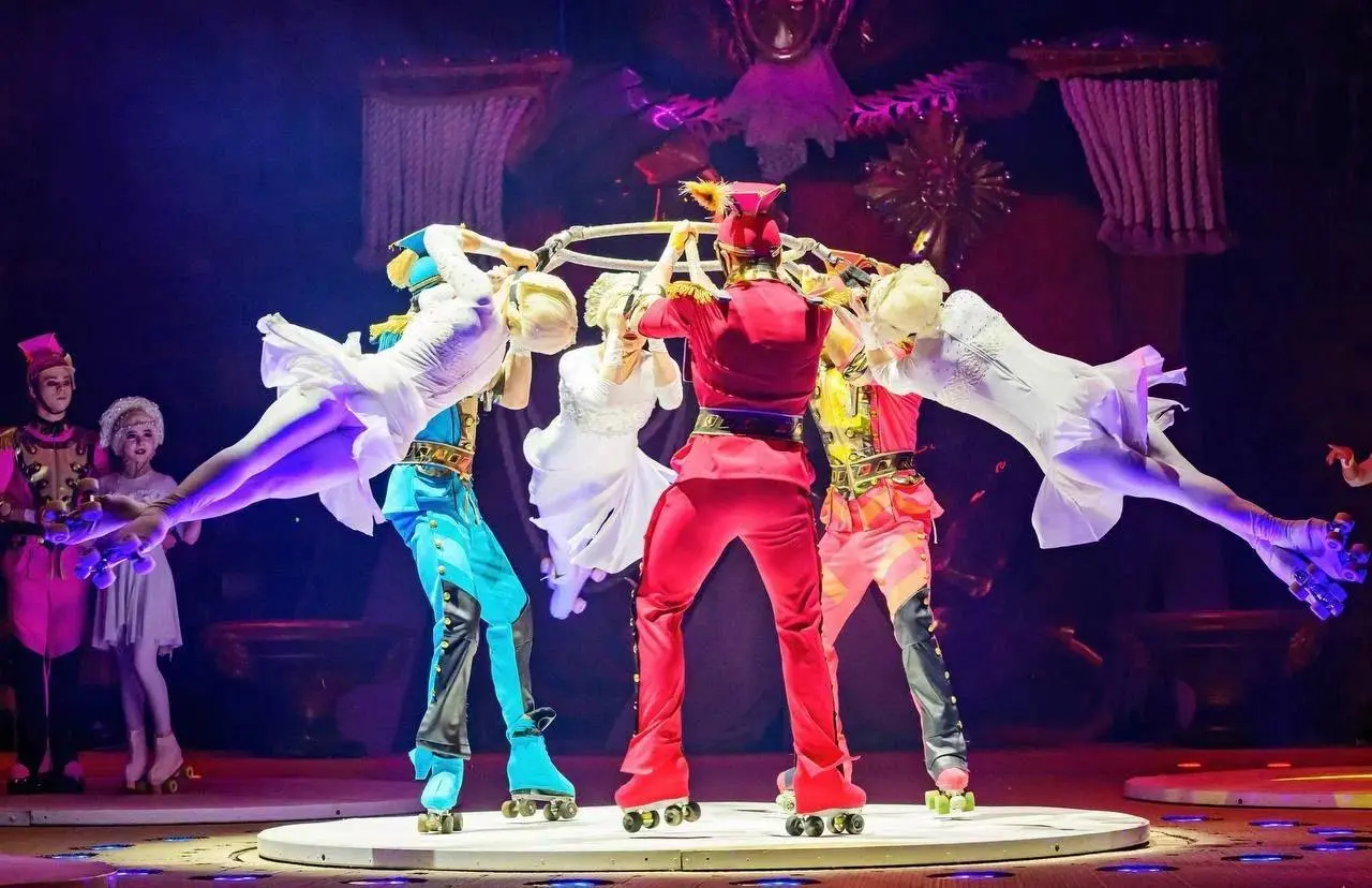 ЦИРК ВЛАДА ГОНЧАРОВА В САМАРЕ: гастроли шоу фонтанов «Принц цирка»