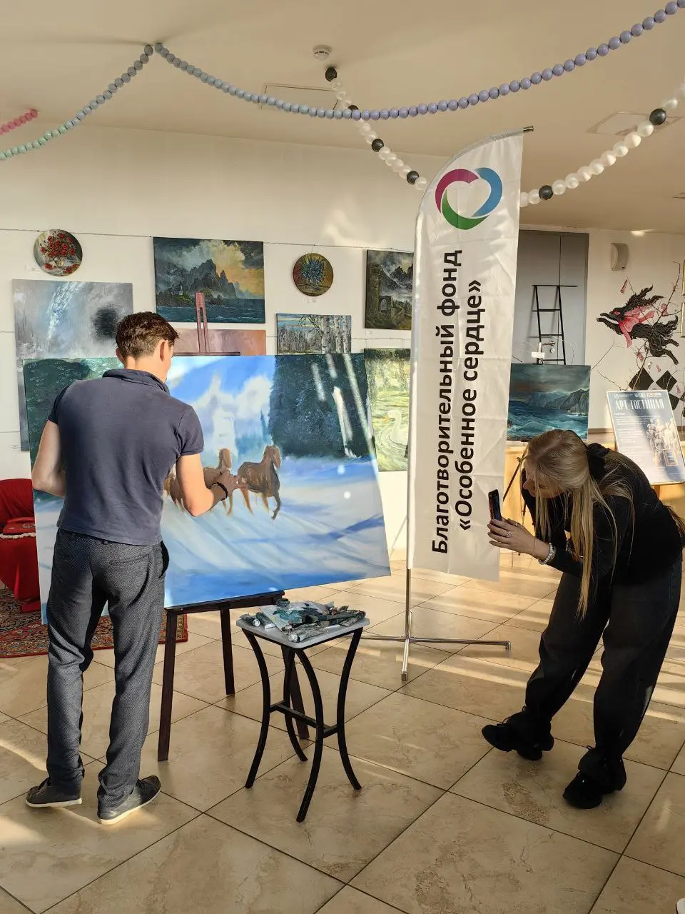 ауктцион-перформанс в Арт-гостиной