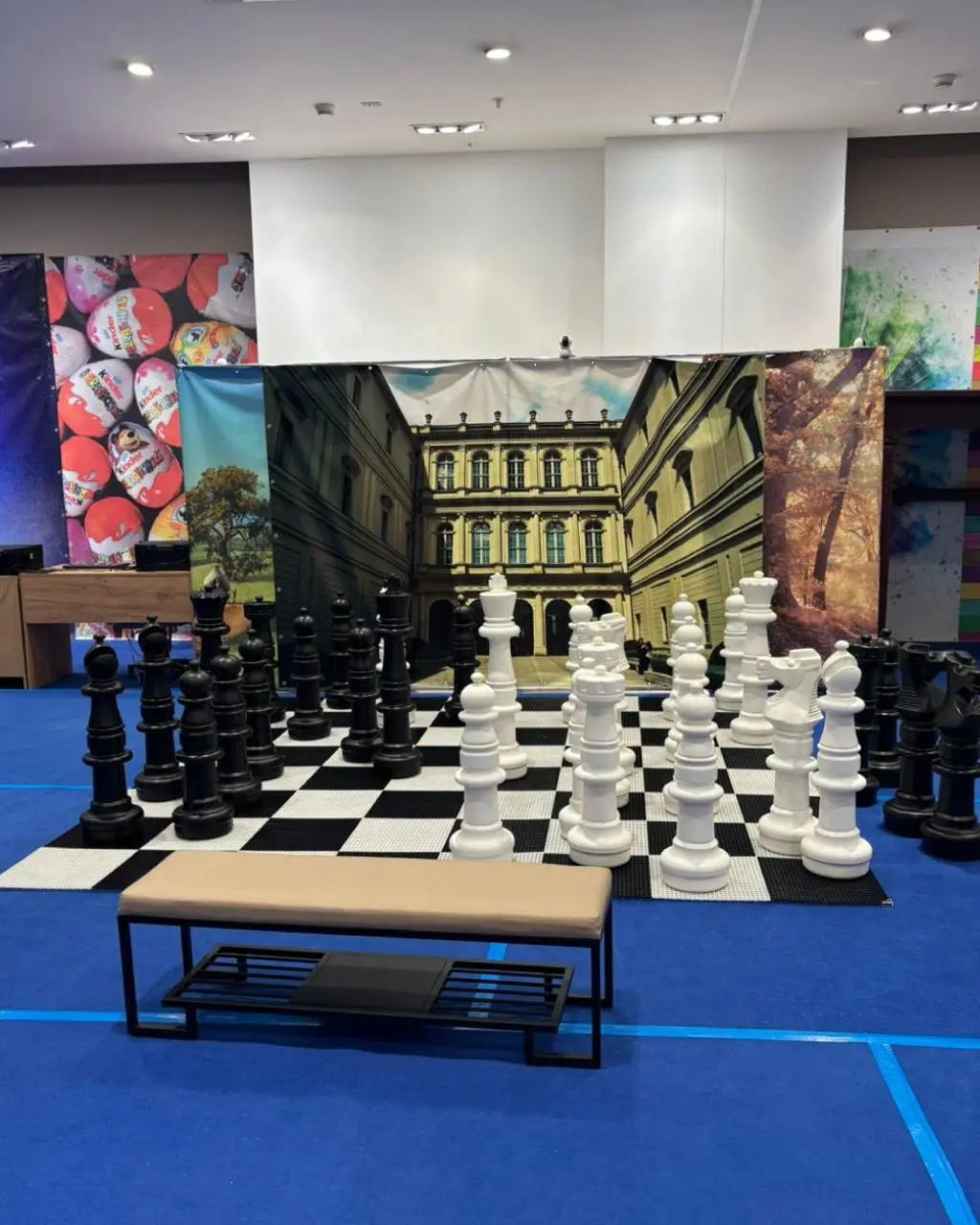 Дом великана в ТРЦ «Июнь»