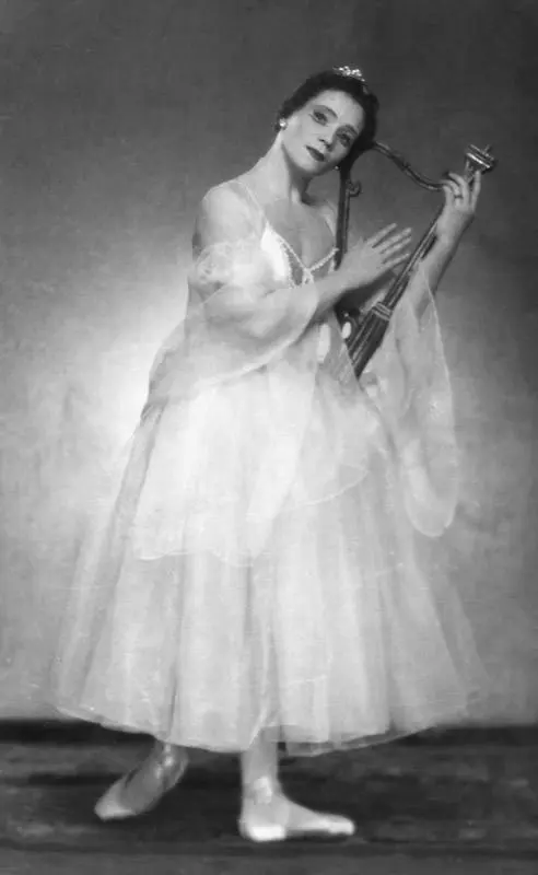 Балетный спектакль в RAMТ: Золушка и Лебединое озеро