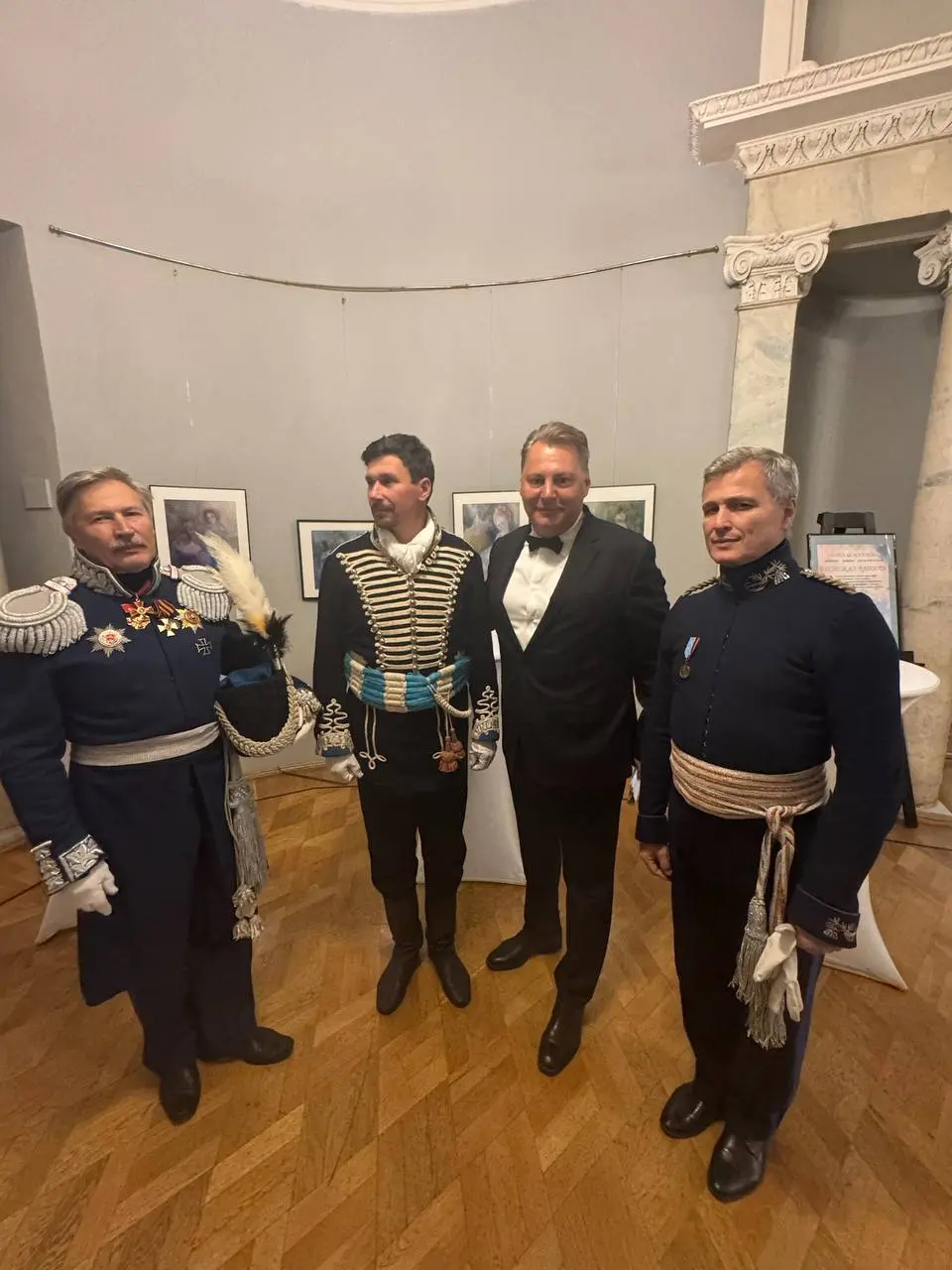 уникальный ЛИТБАР про Грибоедова в уникальном особняке на Мясницкой, 42