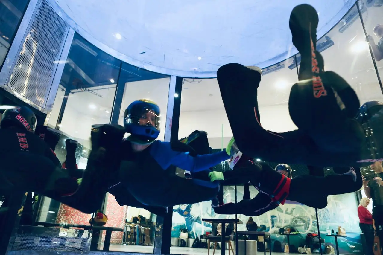 Соревнования по аэротрубным дисциплинам парашютного спорта (части 1 и 2) в Москве и Кемерово