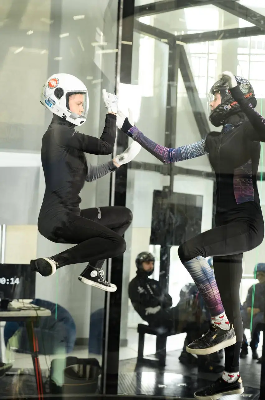 Соревнования по аэротрубным дисциплинам парашютного спорта (части 1 и 2) в Москве и Кемерово