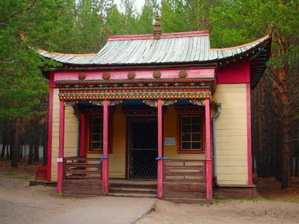 Дуган "Деважин"