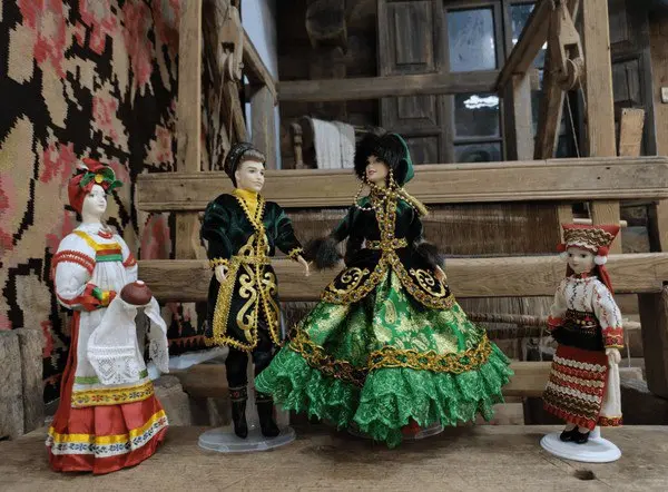 Театрализованная экскурсия "Путешествие по сказкам народов России"