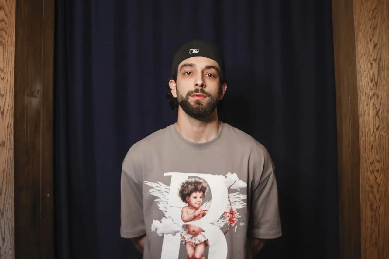 Сольный Stand Up концерт Адама Березова