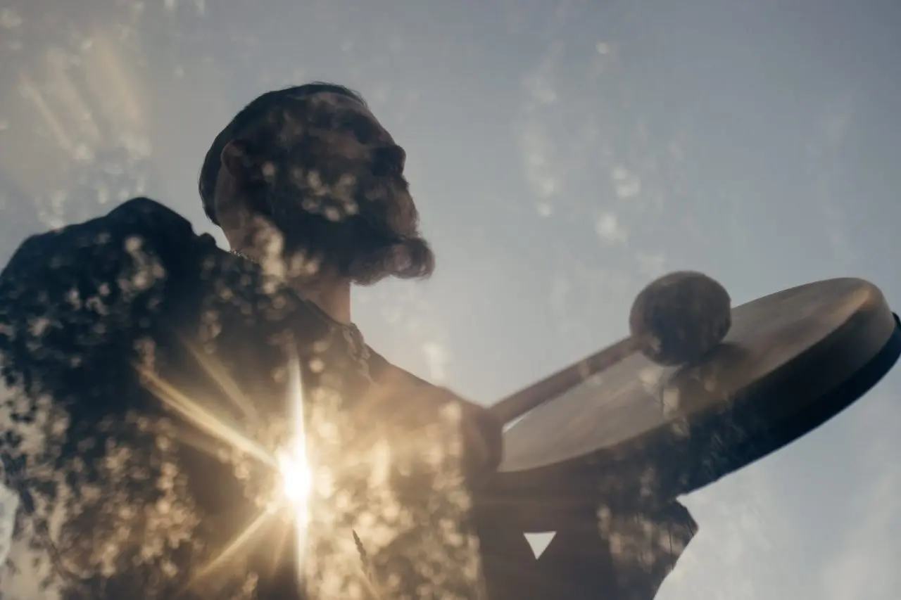 Шаманская работа: наблюдать и попробовать