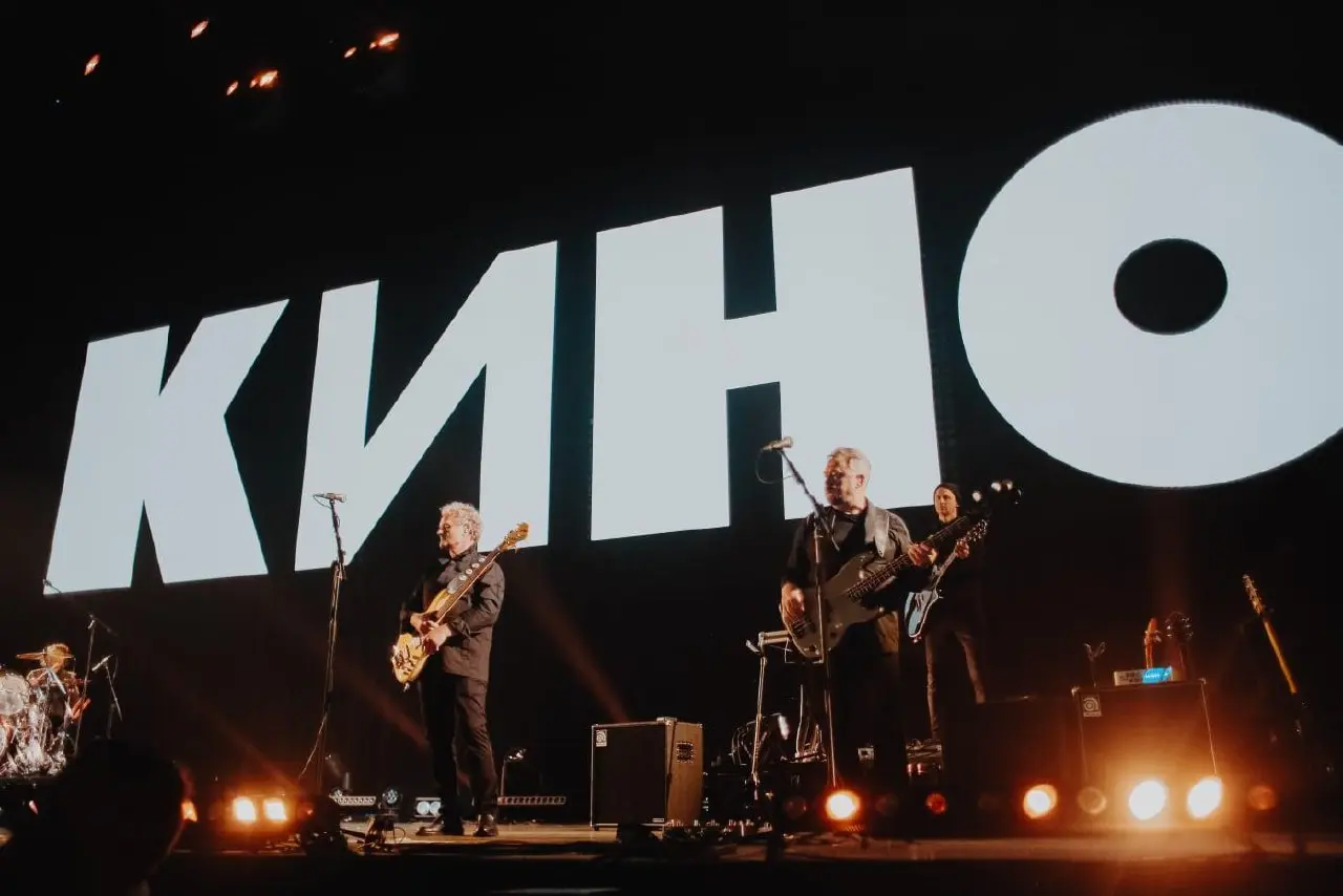 Кино в Тел-Авивском клубе "Ангар 11" (золотой состав)