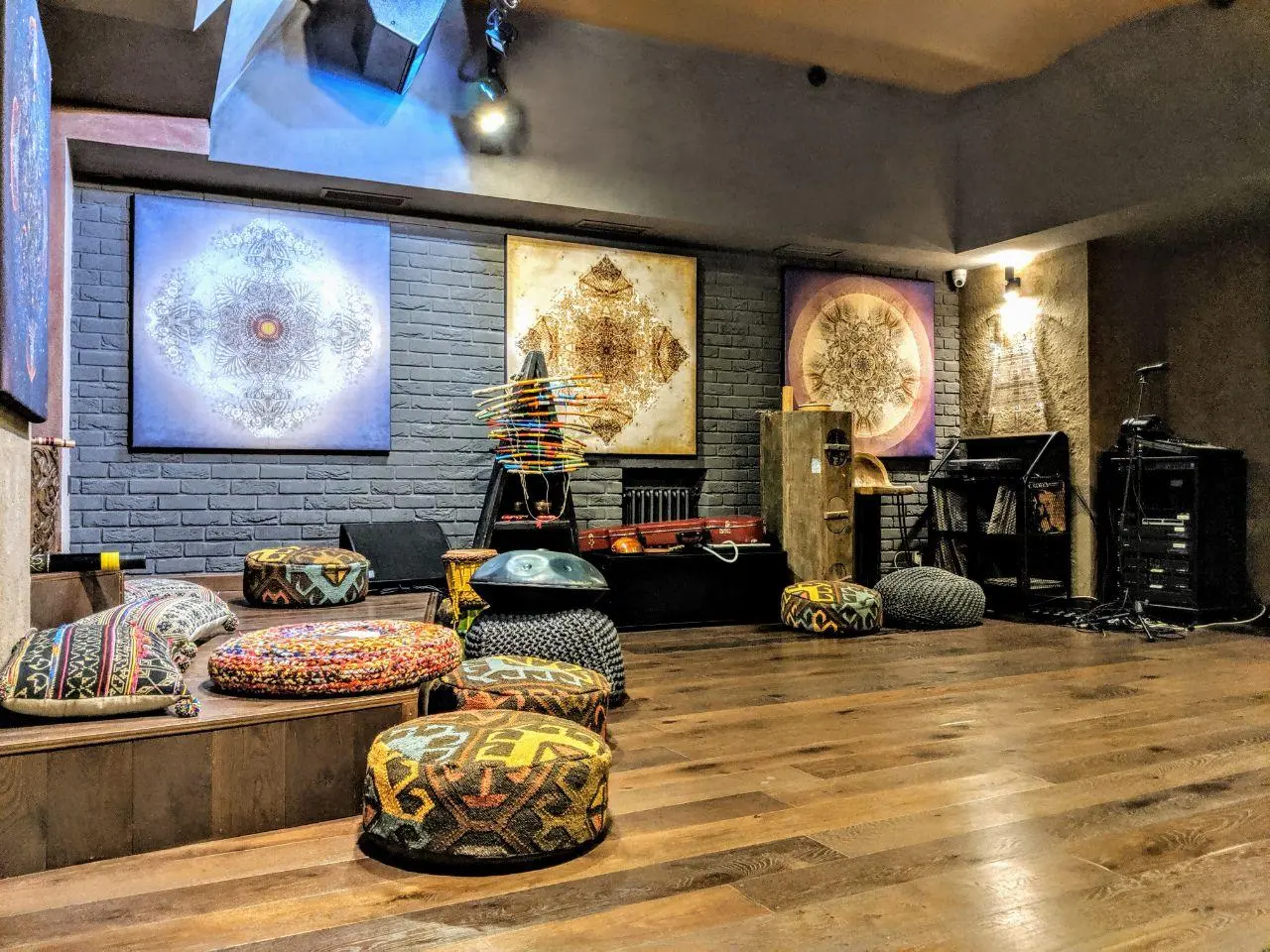 Светлый Ветер