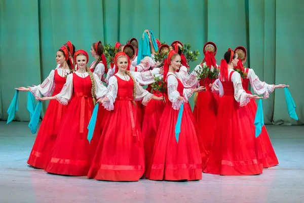 Концерт хореографического ансамбля Берёзка