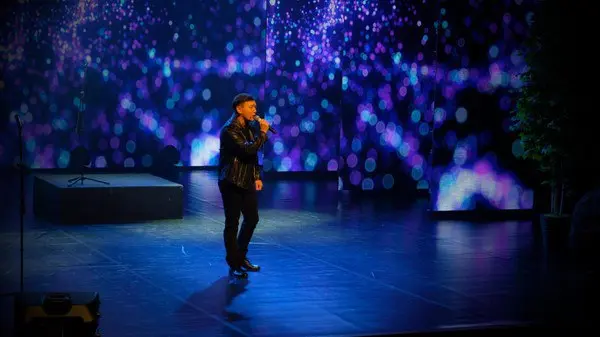 Моноспектакль "Сверкающие звезды"