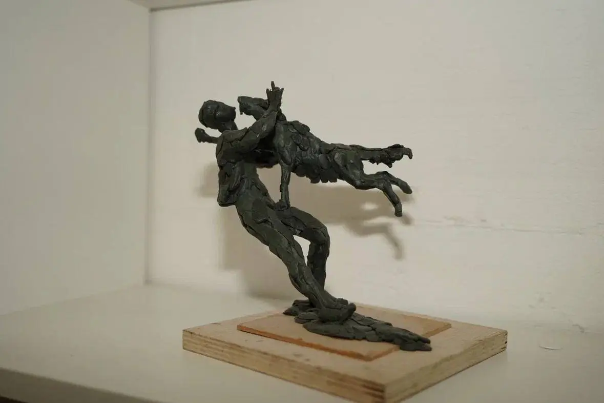 Занятие по скульптуре и скетчингу